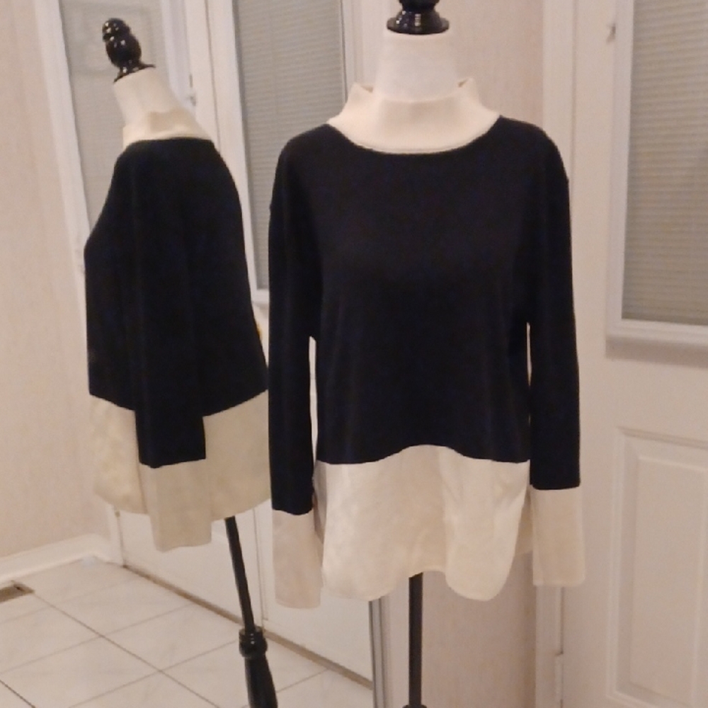 $4 Add-on Black & Off-White Ribbed Sweater - Fits Size Large